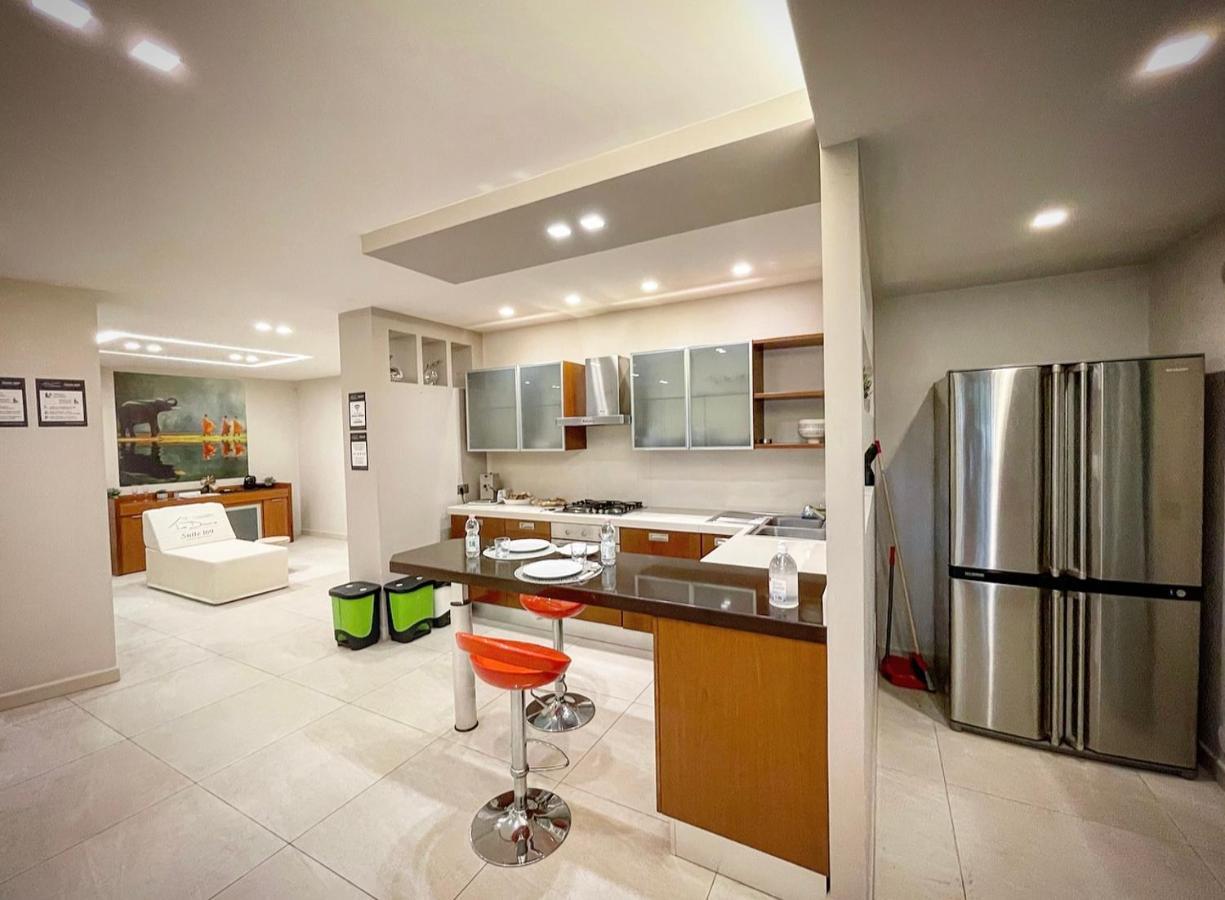 Suite169 In *