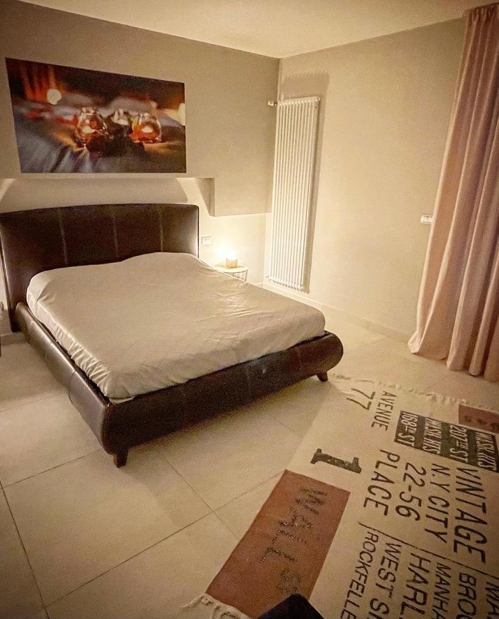 Suite169 In *