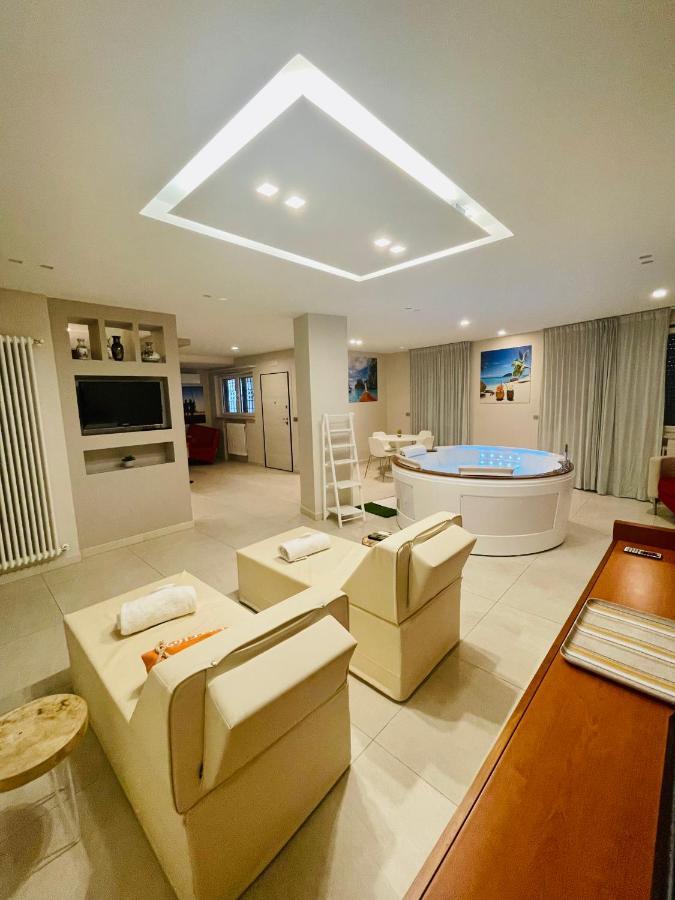 Suite169 In